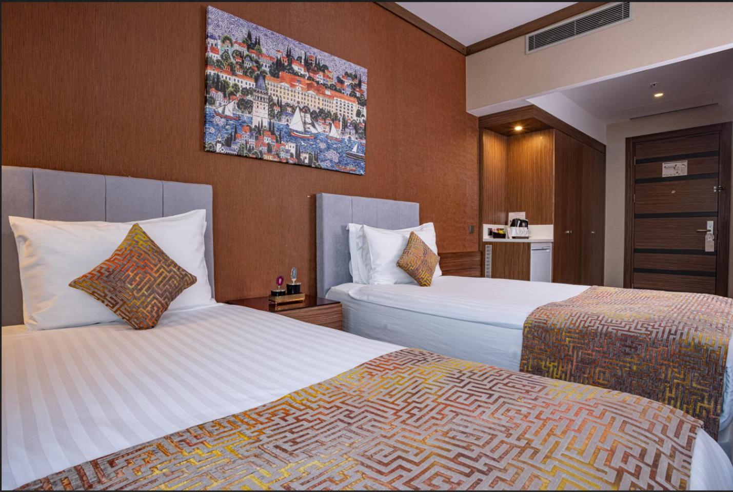 Hotel Ramada By Wyndham Istanbul Alibeykoy Esterno foto